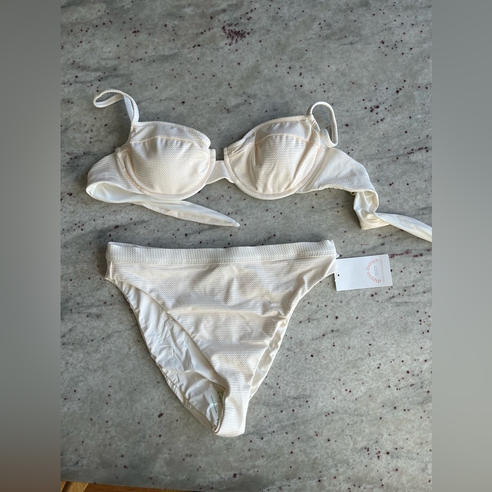 NWT Dippin Daisys Bikini